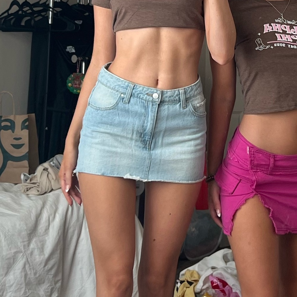 Denim low rise mini skirt